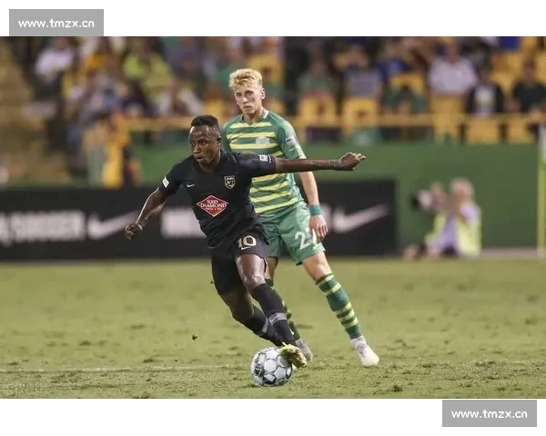 高清足球赛事直播APP下载指南畅享全球赛场精彩即时比分数据分析权威解说 - 副本 (109) - 副本 - 副本